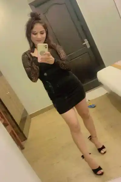 Cash on delivery call girl in Lucknow